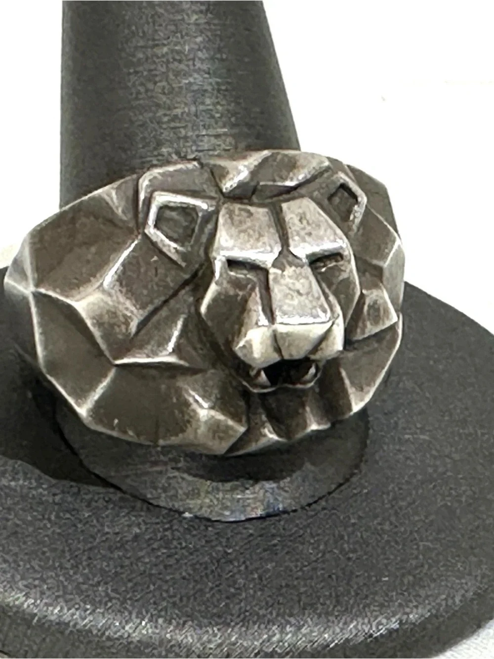 John Hardy Silver Men's Lion Head Ring - Size 10